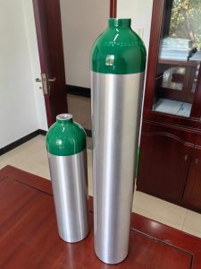 Aluminium-Gasflasche mit lackierter Oberfläche